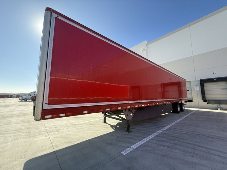 2016-utility-van-image-1