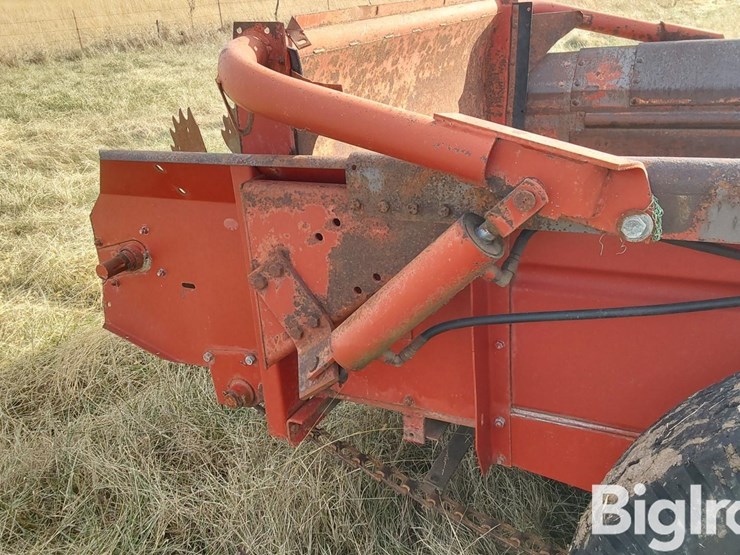 new-holland-680-image-20