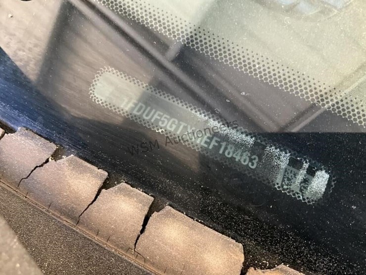 2017-ford-f550-image-18