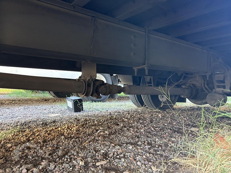 2001-international-4700-image-63