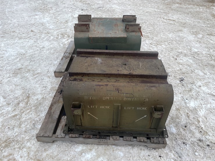 #3798-•-(2)-heavy-metal-shipping-crates-image-4