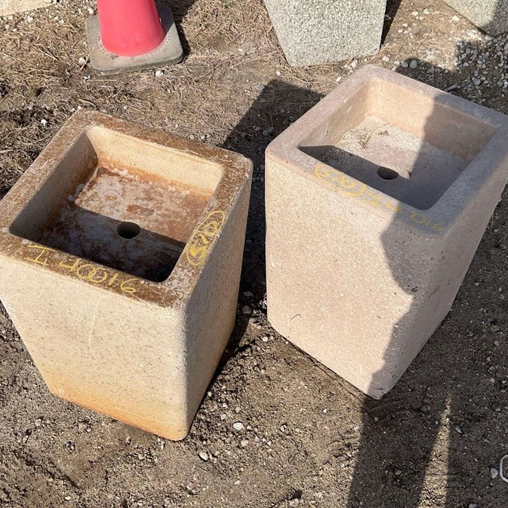 2 Square Concrete Cigarette Receptacle