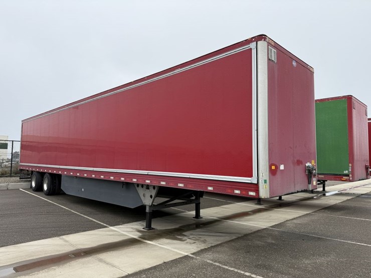 2016-utility-van-image-2