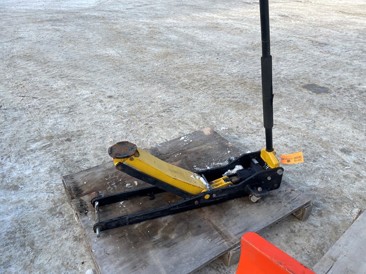 #3819-•-rolling-floor-jack-image-4