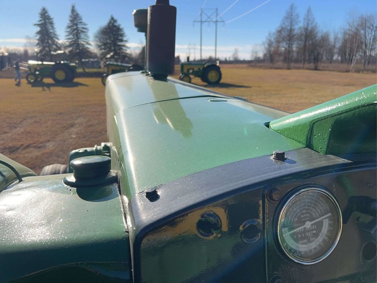 john-deere-830-image-57