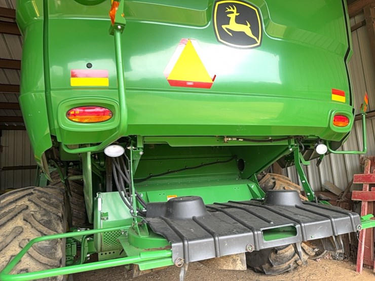 2015-john-deere-s670-image-24