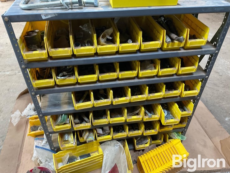 shop-shelves-w/miscellaneous-hardware-image-11