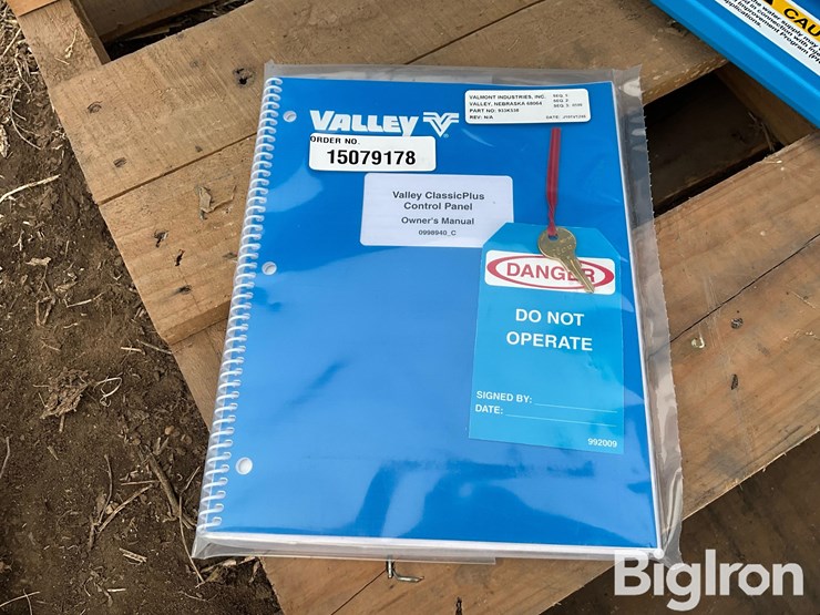 valley-classic-plus-pivot-control-panel-image-9