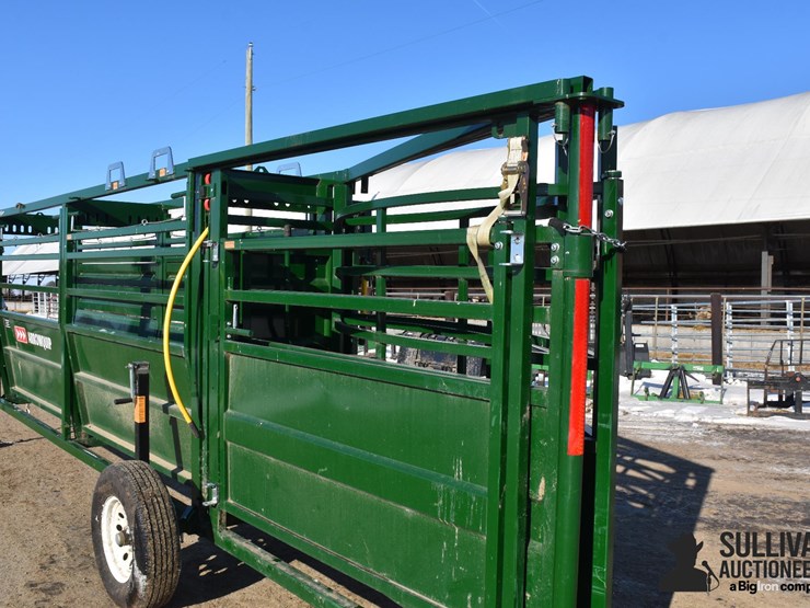 arrowquip-pta-ef16-s/a-livestock-chute-image-18