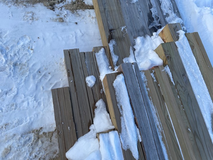 #3789-•-bundle-of-laminated-wood-beams-image-16