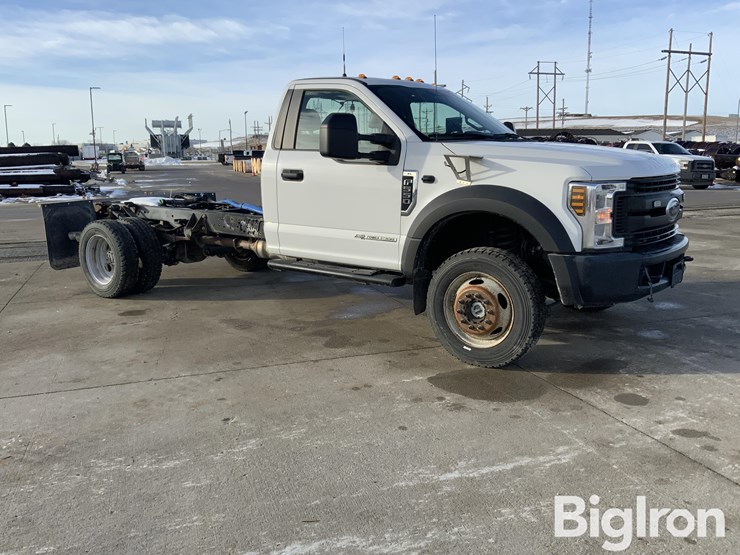 2018-ford-f550-xl-image-3