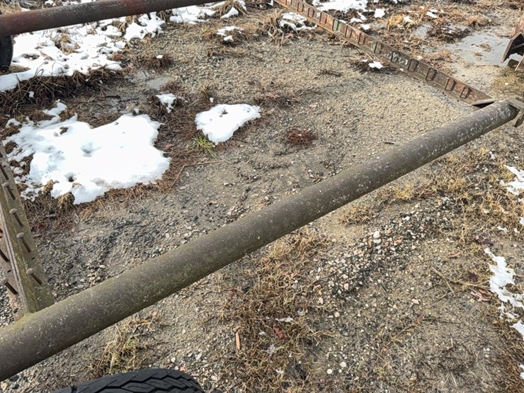 donahue-implement-carrier,-18-ft-x-6-ft,-no-wood-on-floor;-located-at-7241-roxbury-rd,-charles-city,-va,-please-call-804.837.9940-or-804.651.4404-with-questions-image-15