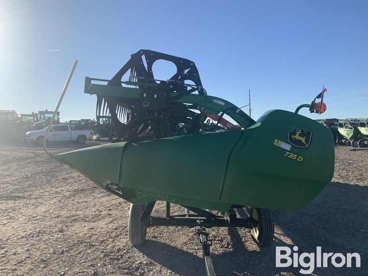 2021-john-deere-735d-image-8