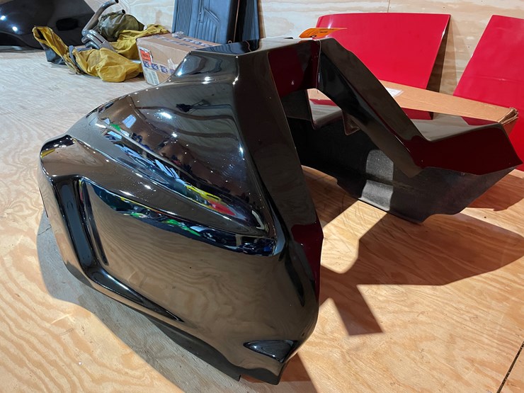 #3843-•-1980-arctic-sno-pro-snowmobile-hood-image-6