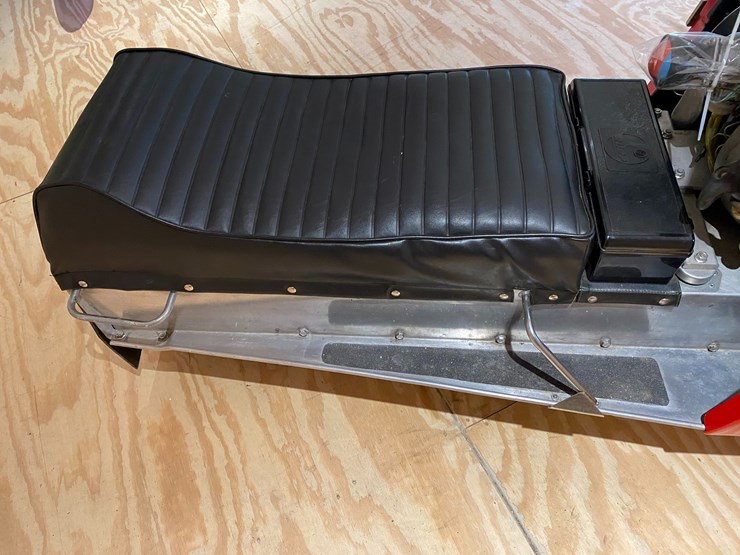 #3791-•-1970-rupp-295-magnum-snowmobile-image-11