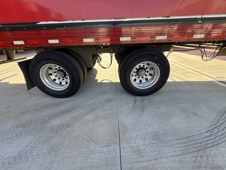 2016-utility-van-image-5