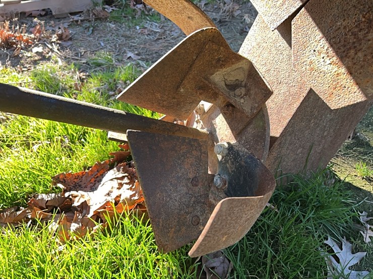 reddick-drain-ditcher,-3-point;-located-at-7241-roxbury-rd,-charles-city,-va,--please-call-804.837.9940-or-804.651.4404-with-questions-image-3