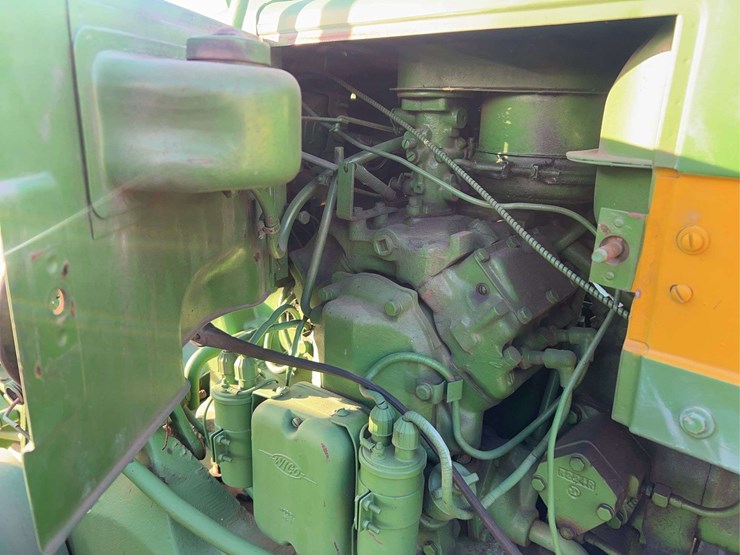 1957-john-deere-720-image-41