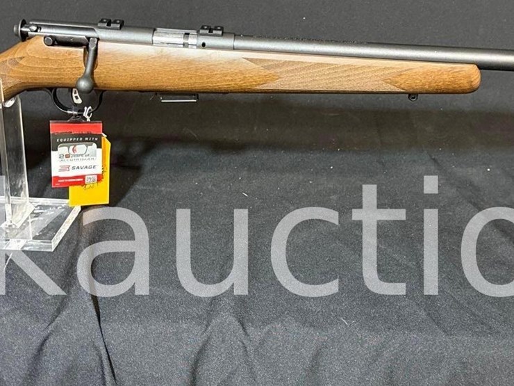 savage-93r17-gv-17hmr-rifle-(sn#-4734709)-(1mag/box)-image-3