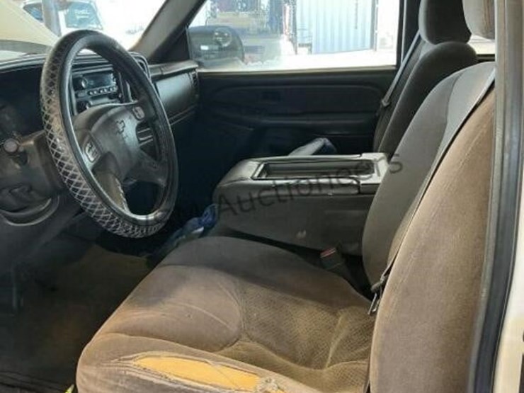 2006-chevrolet-silverado-1500-image-21