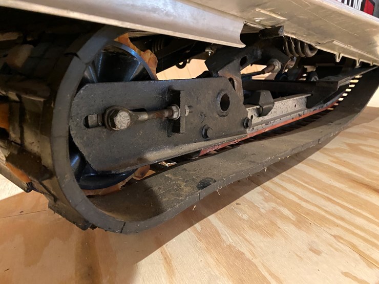 #3793-•-1970-rupp-440-magnum-snowmobile-image-8