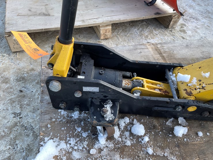 #3819-•-rolling-floor-jack-image-8