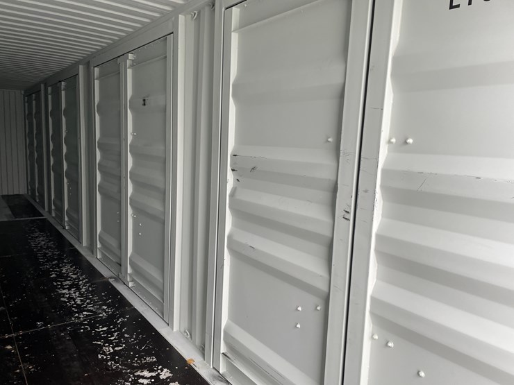 #101-•-40'-high-cube-multi-door-shipping-container-image-15