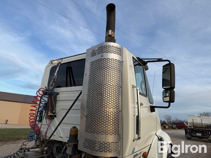 2009-international-transtar-8600-image-17