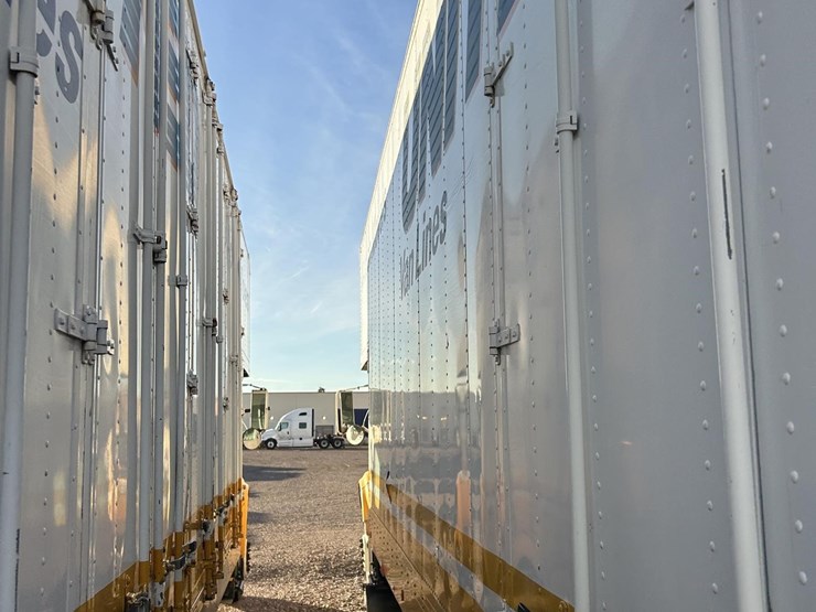 2001-international-4700-image-18