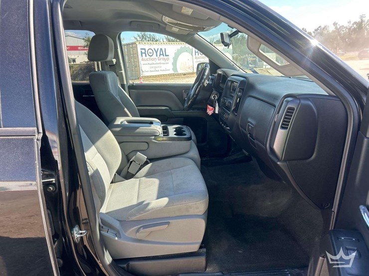 2015-chevrolet-silverado-1500-image-22