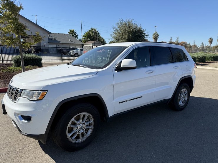 2018-jeep-grand-cherokee-image-1