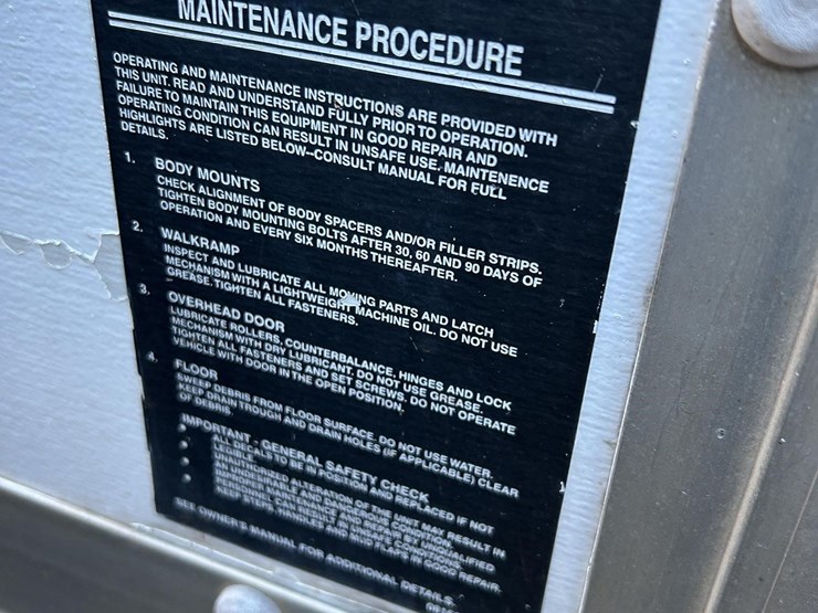 1997-isuzu-npr-image-26