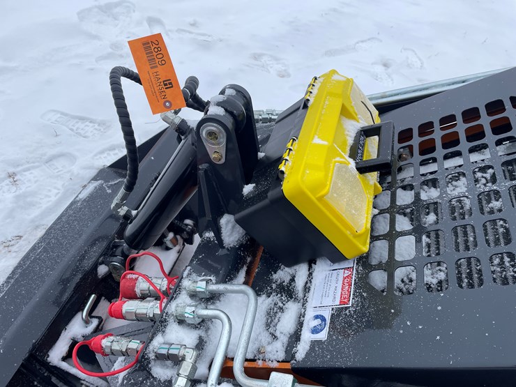 #304-•-new-landhonor-mini-skid-steer-loader-image-22