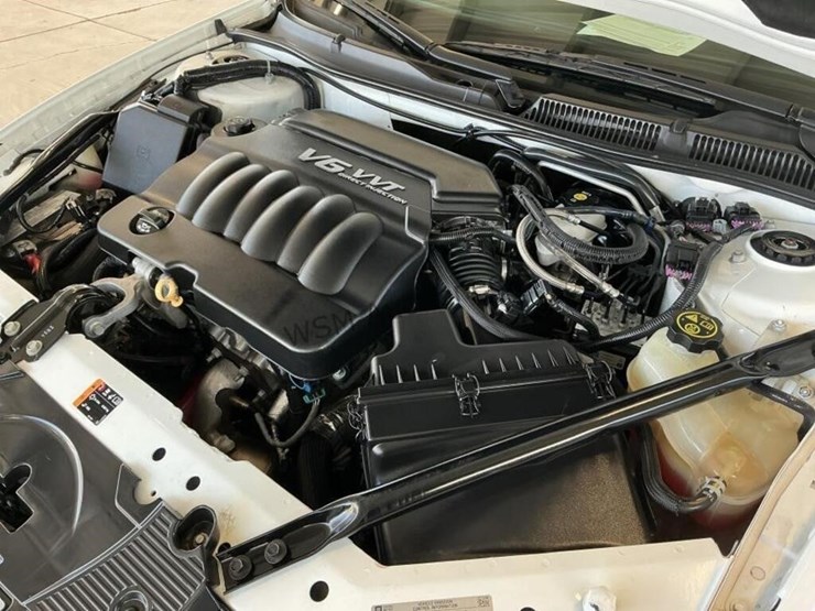 2015-chevrolet-impala-sdn-image-12