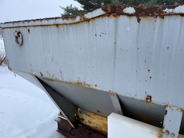 #3773-•-truck-mounted-salter/sander-with-brine-tanks-image-19