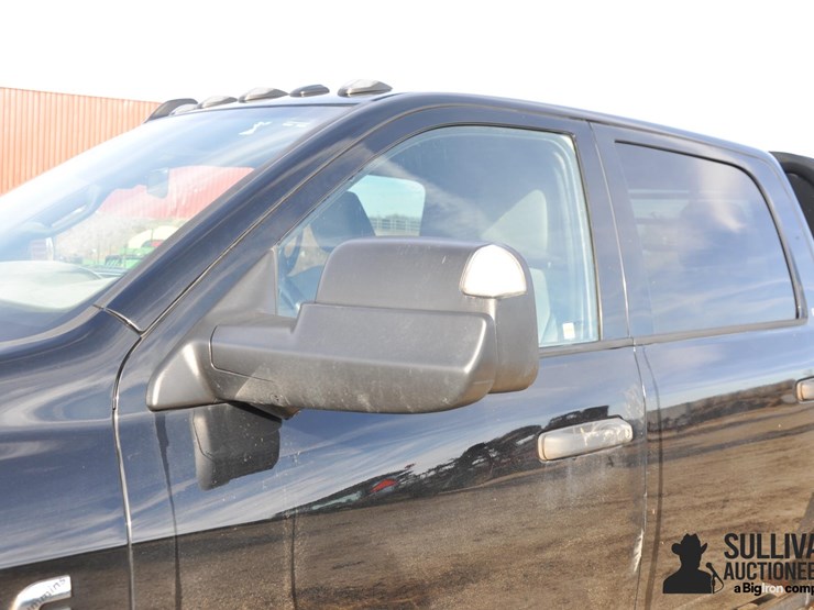 2022-ram-3500-tradesman-image-13