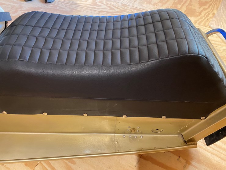 #3775-•-1973-alouette-440-super-snowmobile-image-18