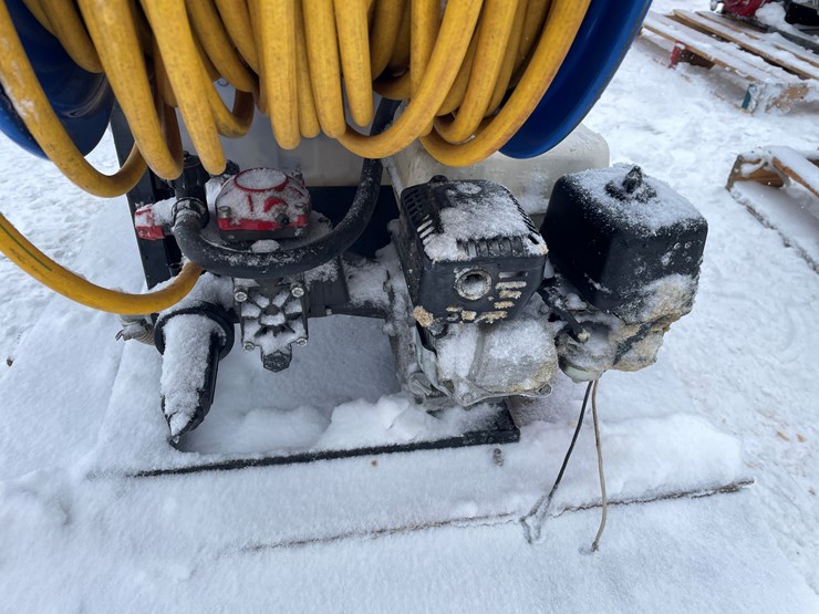 #3832-•-used-pressure-washer-unit-image-12