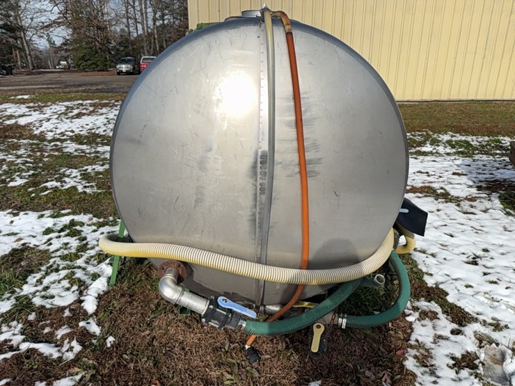 1200-gal-stainless-steel-nurse-tank;-located-at-7241-roxbury-rd,-charles-city,-va,-please-call-804.837.9940-or-804.651.4404-with-questions-image-7