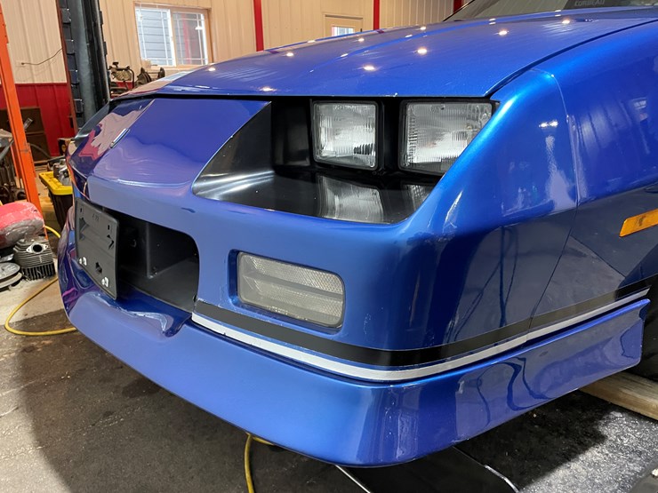 #3811-•-1990-chevrolet-camaro-iroc-z-rare-1le-(has-wi-title)-image-11