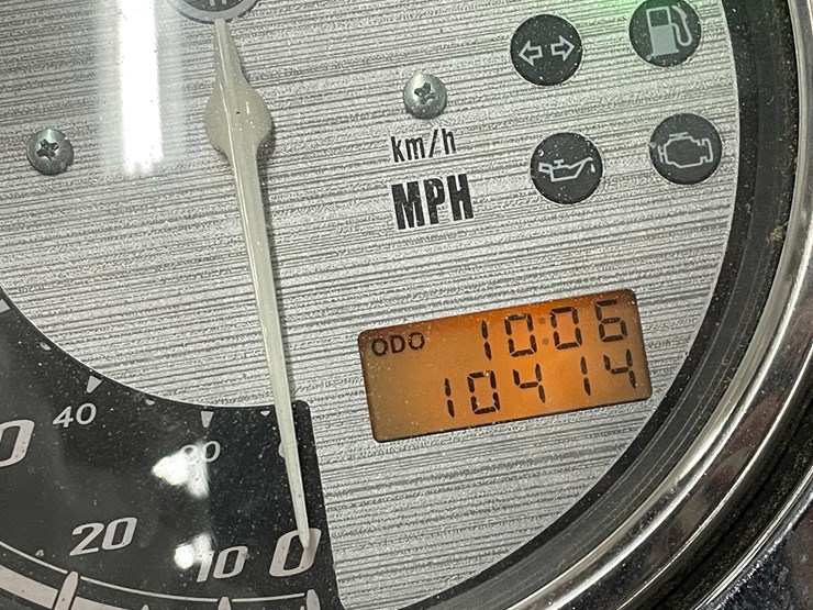 #1010-•-2011-yamaha-v-star-950-tourer-motorcycle-with-trike-kit-(has-wi-title)-image-65