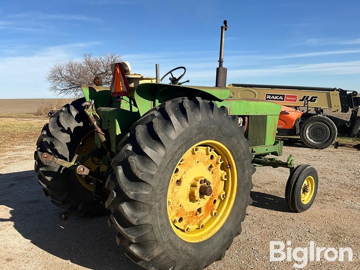 1970-john-deere-3020-image-5
