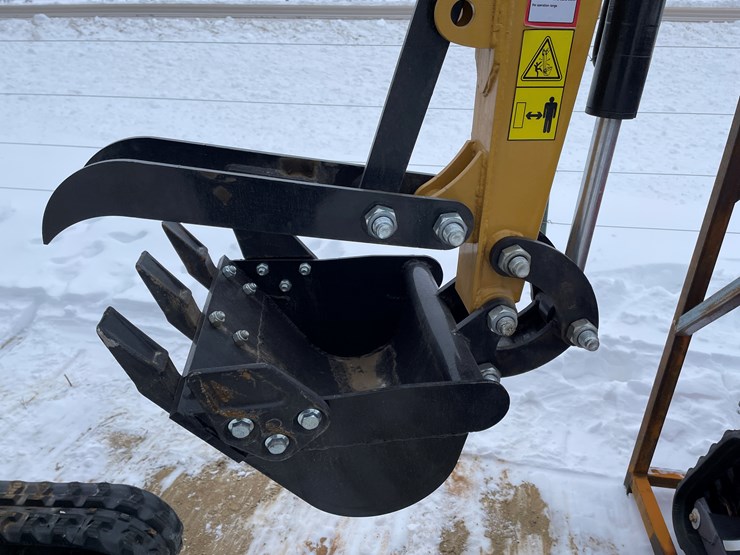 #205-•-new-cfg-industrial-mini-excavator-image-19