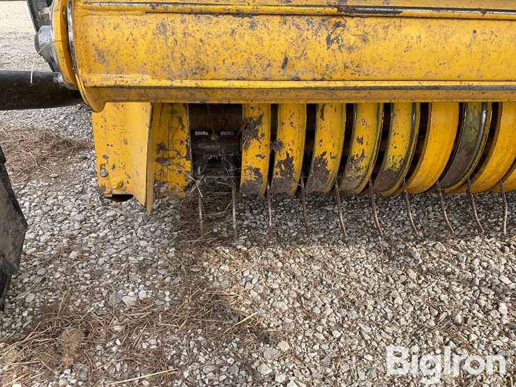 2018-new-holland-roll-belt-560-image-16