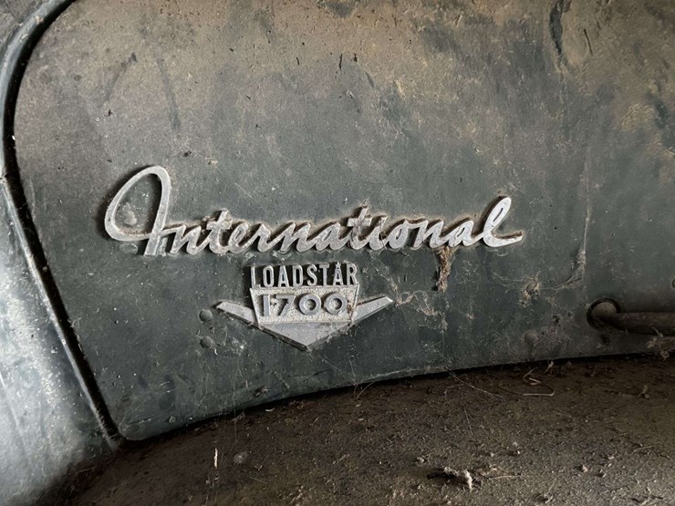 1964-international-loadstar-image-4