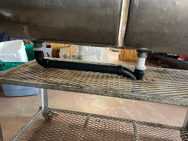 #6350-•-double-milk-cow-sink-image-5