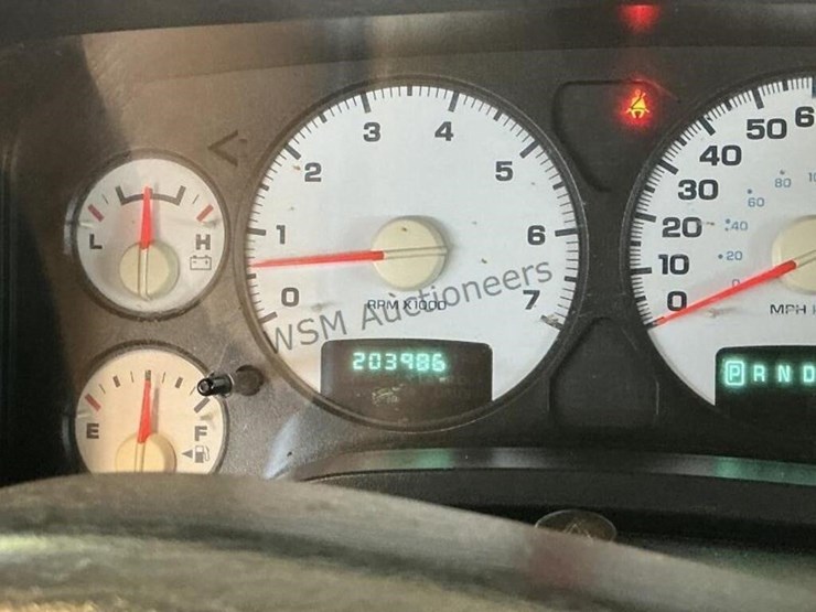 2003-dodge-1500-image-17