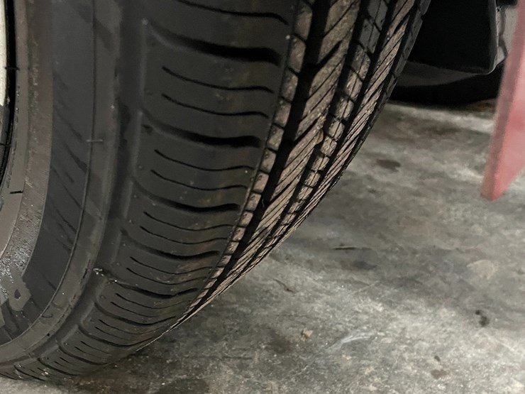 #1010-•-2011-yamaha-v-star-950-tourer-motorcycle-with-trike-kit-(has-wi-title)-image-54