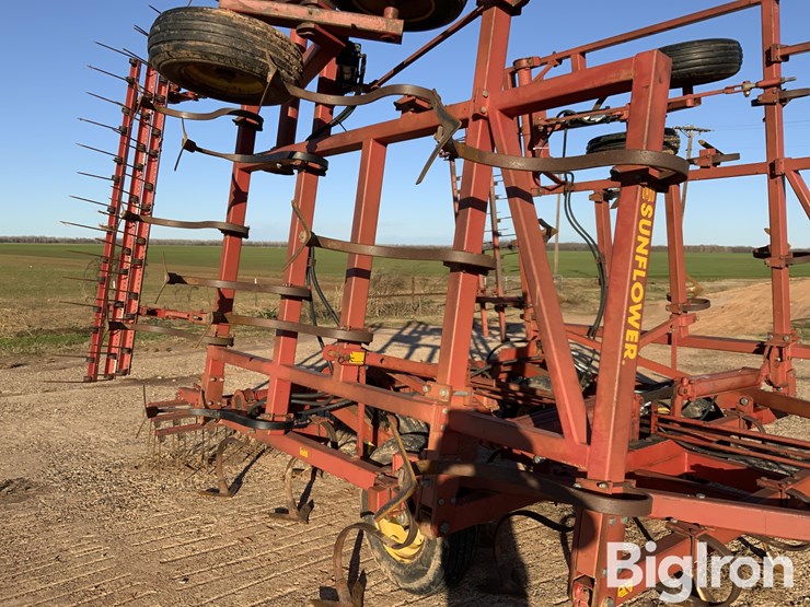 sunflower-5331-field-cultivator-image-18