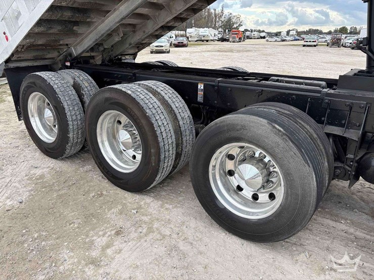 2019-kenworth-t880-image-44